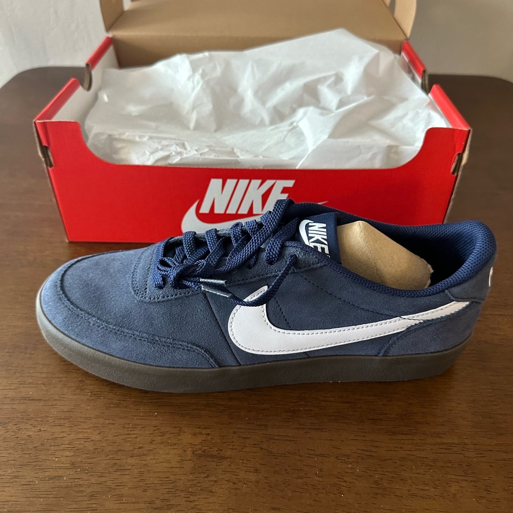Nike killshot